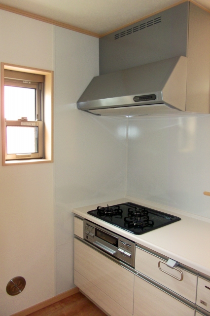 キッチンクリーニングおすすめの壁の掃除法！